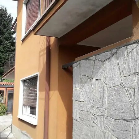 Casa Vacanza Di Fabio Maggi Homestay Gazzada